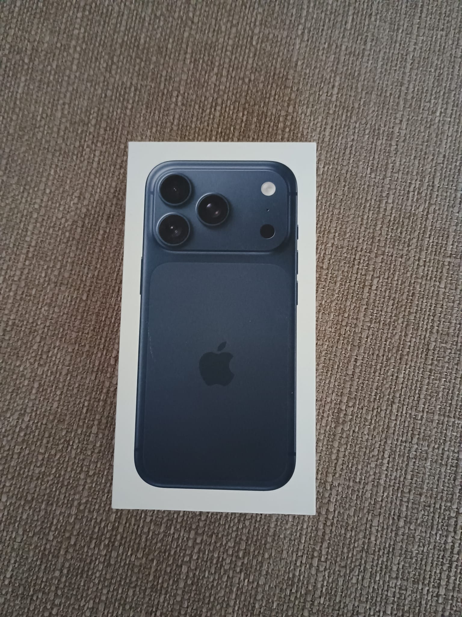 IPhone 17 Promax 254 / AAA